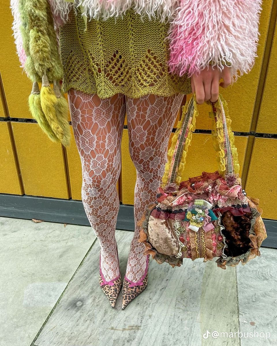 Minimalism or Maximalism. Is ‘Clean Girl’ Out?